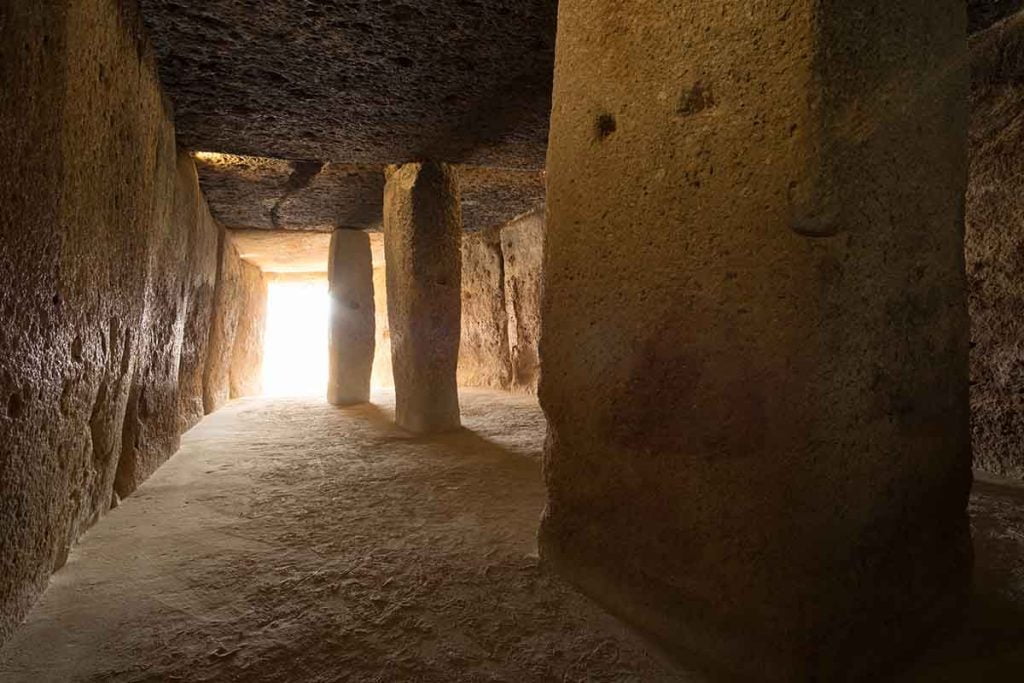 interior dolmen antequera