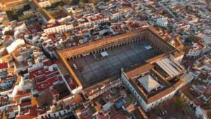 Las otras mejores plazas de Andalucía